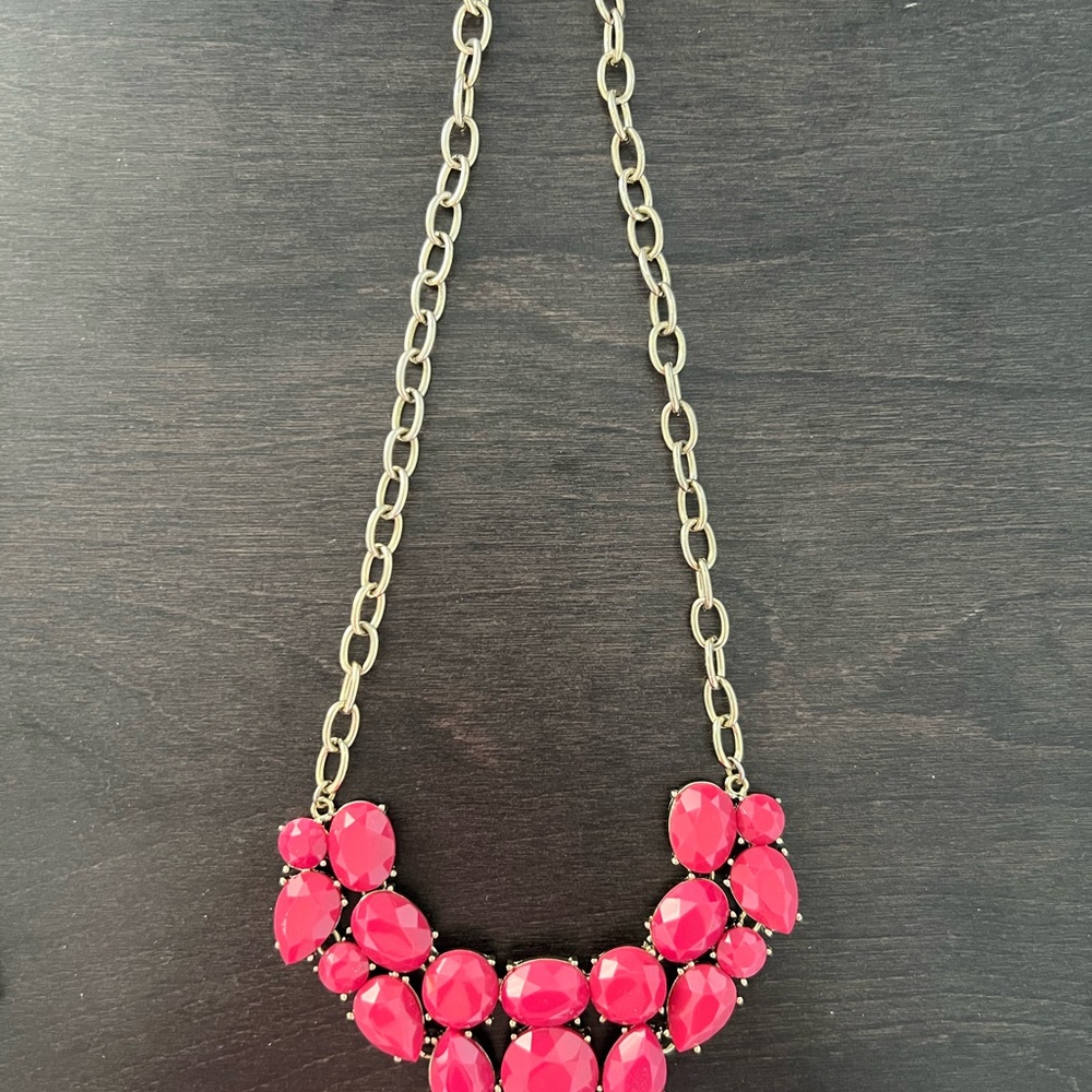 Elegant Pink Statement Necklace